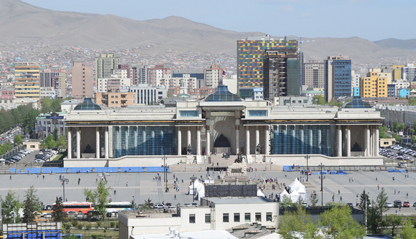 Ulan Bator　Sükhbaatar Square